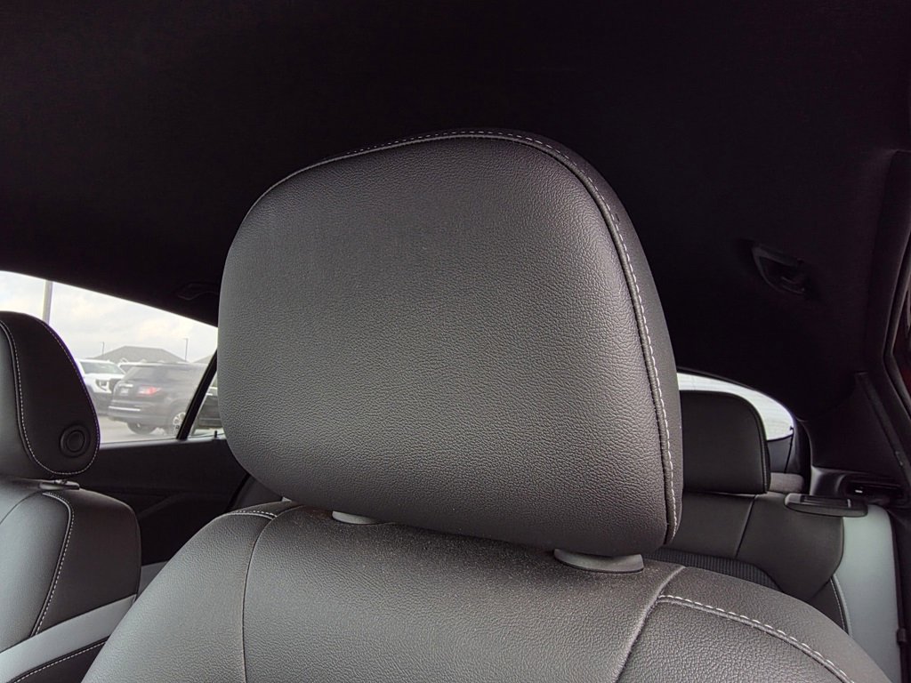 Used 2024 Buick Envista Preferred image 19