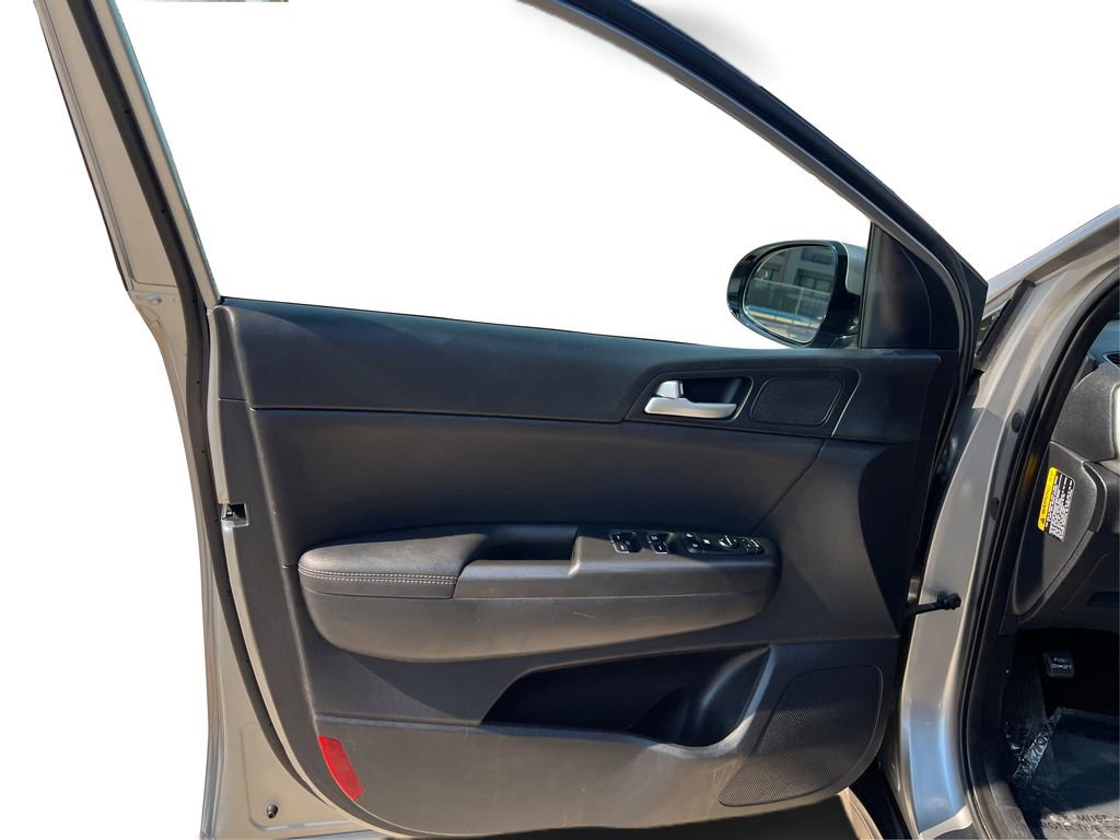 Used 2022 Kia Sportage Nightfall Edition image 21