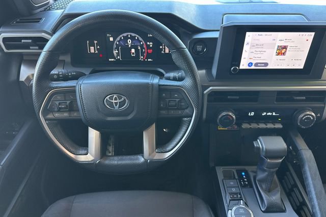Certified 2024 Toyota Tacoma SR5 w/ SR5 Upgrade Package AWD/4WD image 18