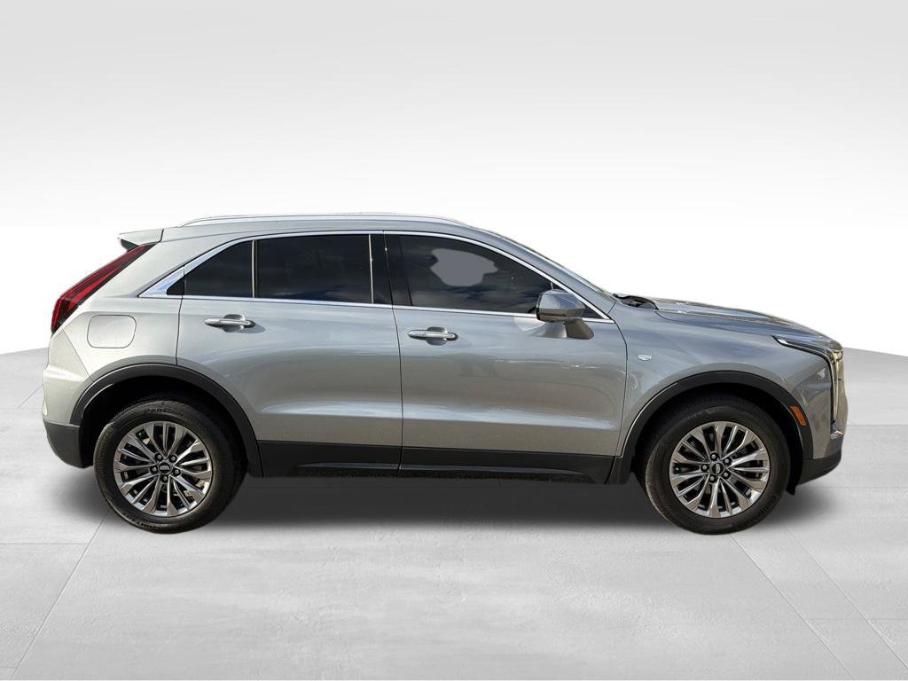 Used 2025 Cadillac XT4 Premium Luxury AWD/4WD image 7