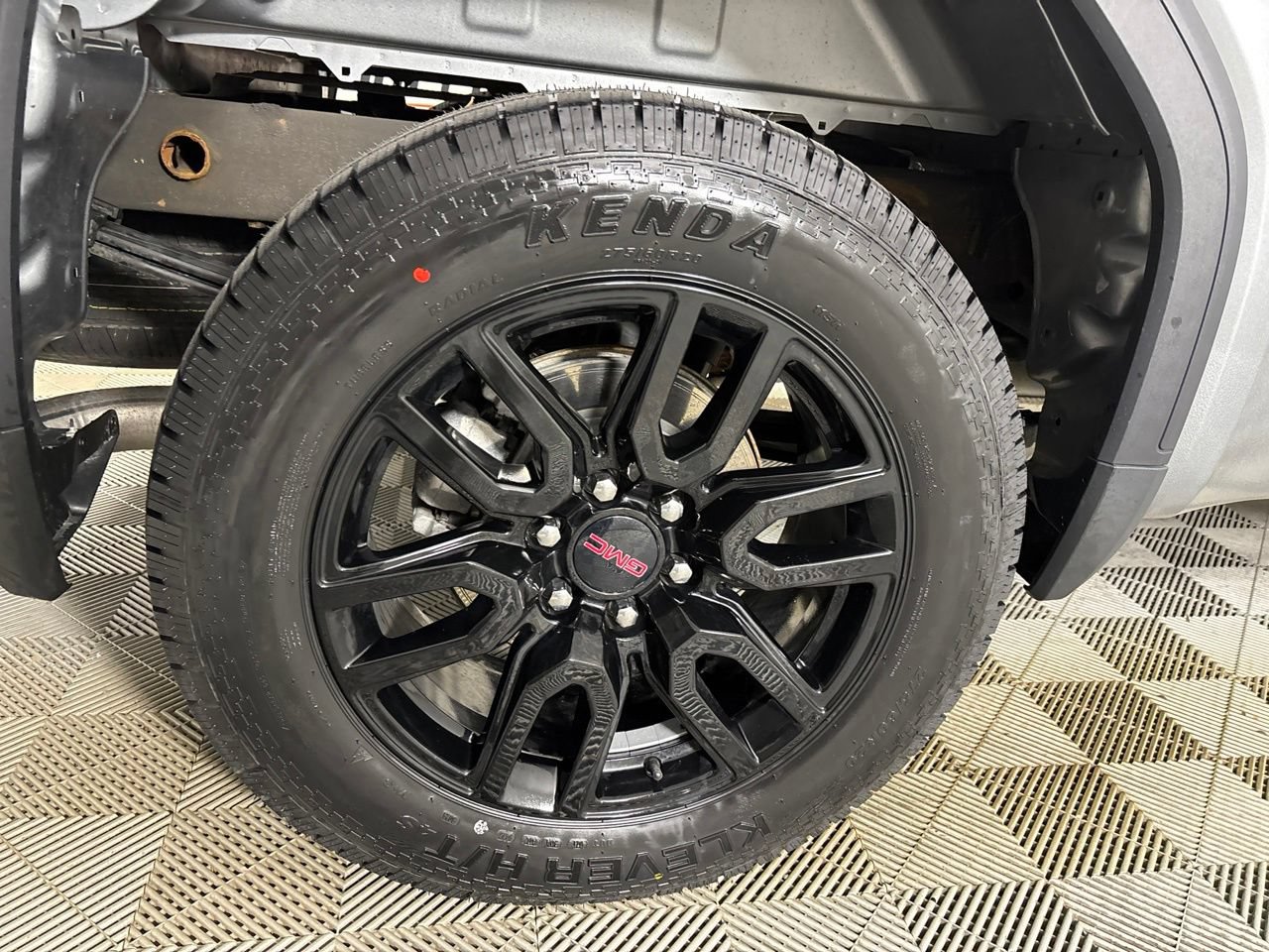 Used 2024 GMC Sierra 1500 Elevation AWD/4WD image 28