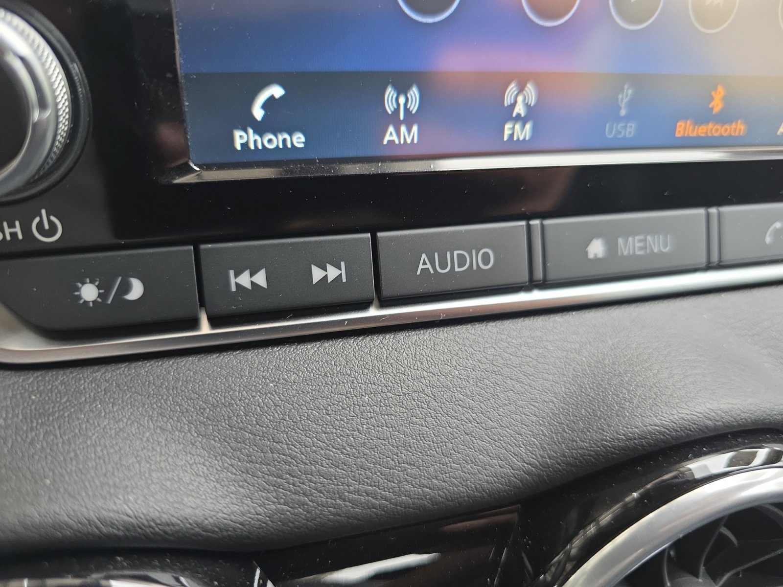 Used 2025 Nissan Sentra S FWD image 15