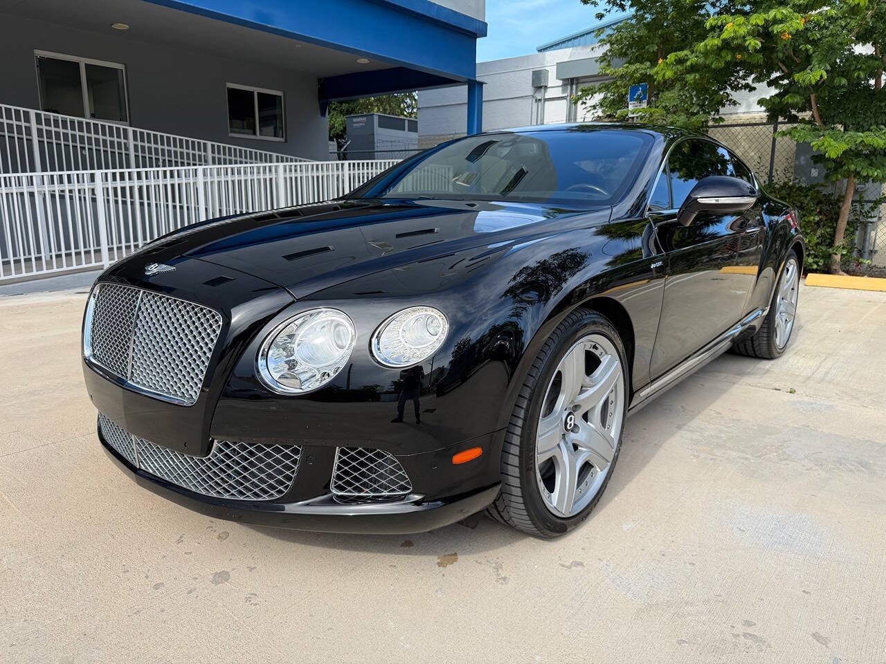 Used 2014 Bentley Continental GT AWD/4WD image 2