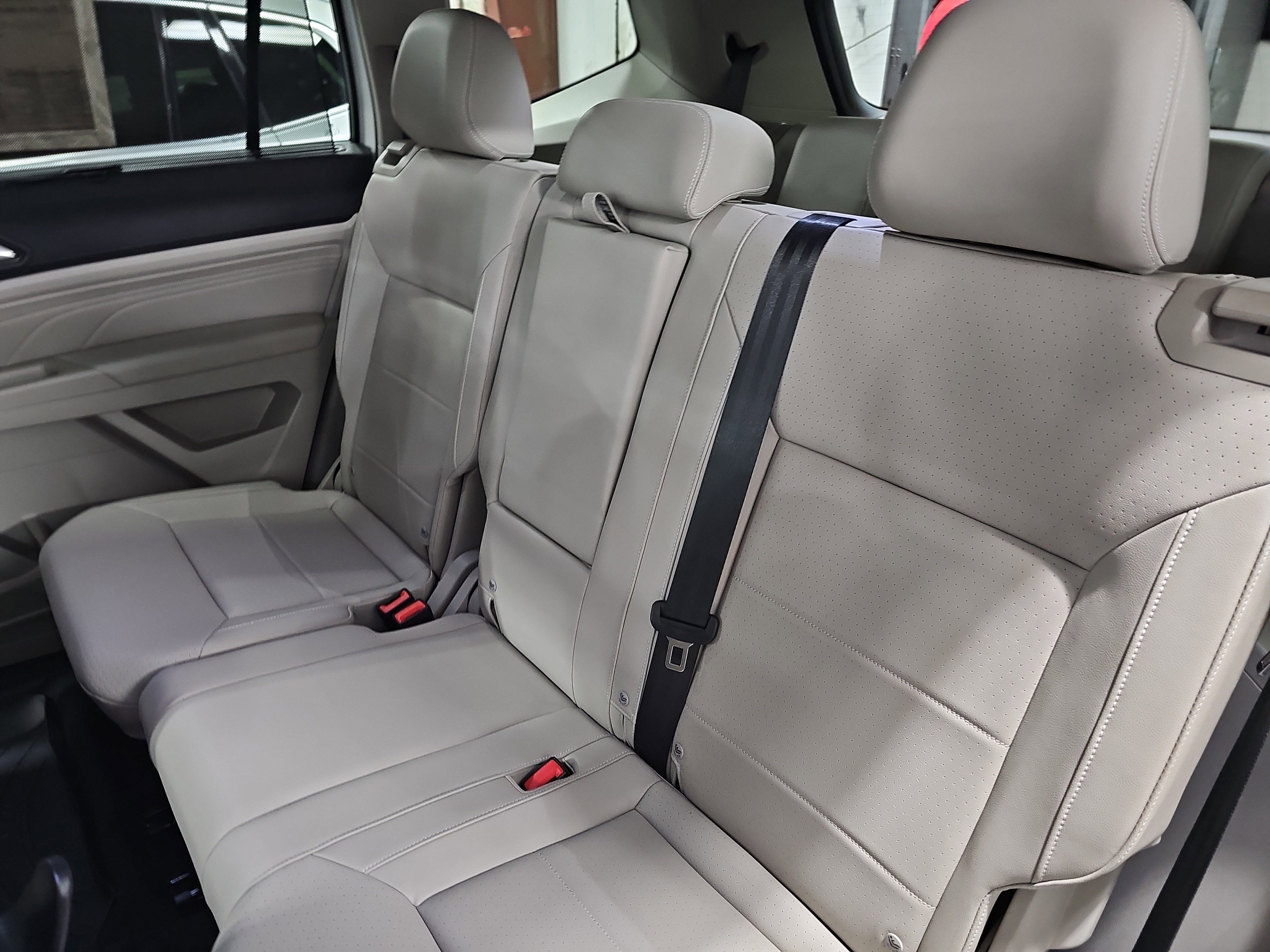 Used 2023 Volkswagen Atlas SEL image 14