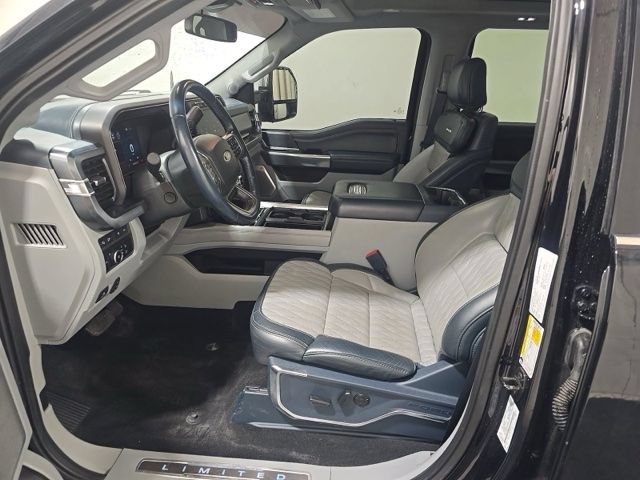 Used 2024 Ford F450 Limited w/ FX4 Off-Road Package AWD/4WD image 7