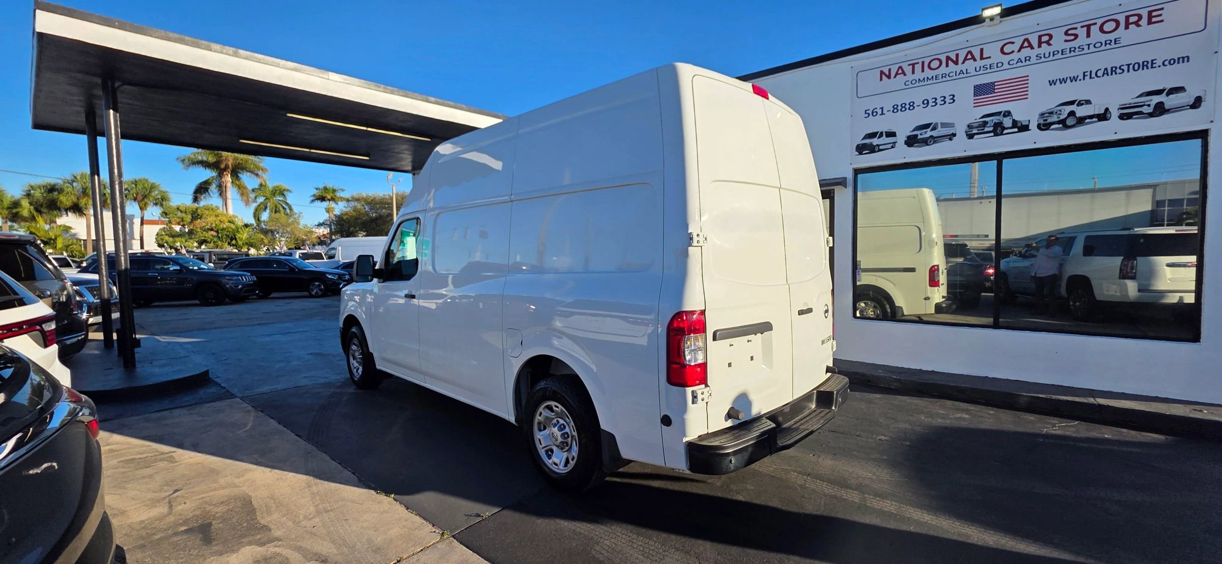 Used 2020 Nissan NV 2500 SV image 7