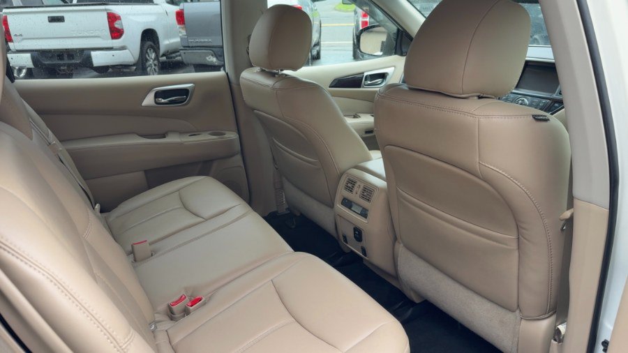 Used 2016 Nissan Pathfinder SL w/ SL Tech Package AWD/4WD image 13
