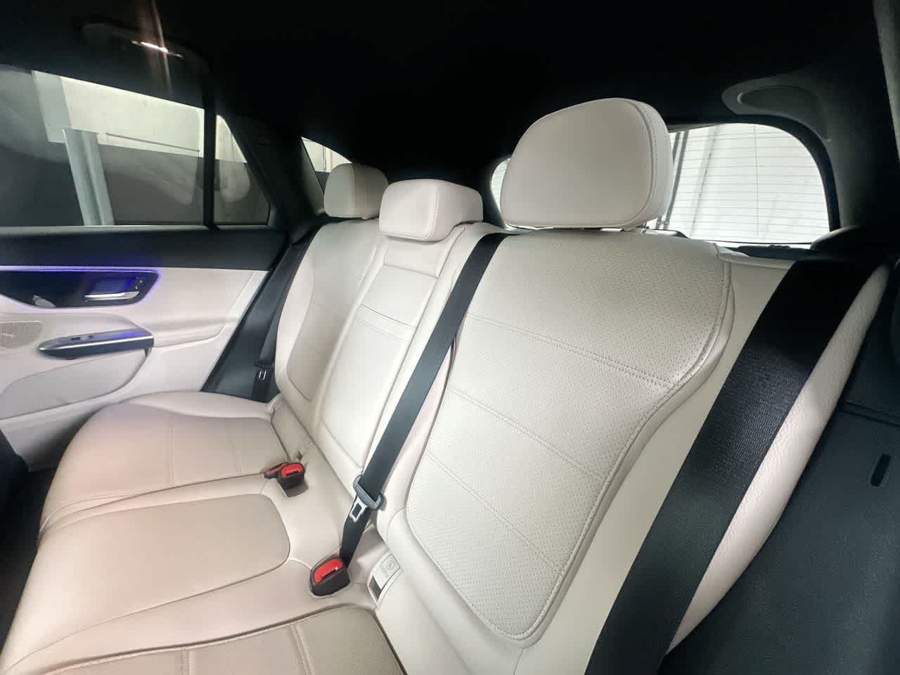 Used 2026 Mercedes-Benz GLC 300 image 22