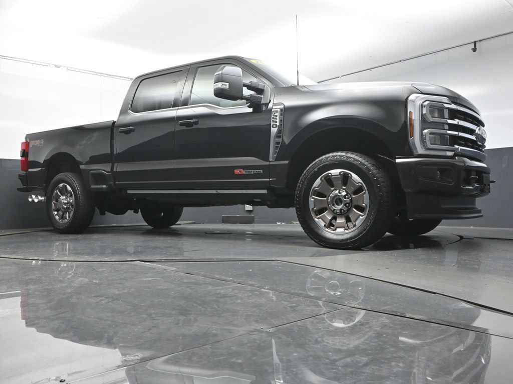 Used 2025 Ford F250 King Ranch AWD/4WD image 39