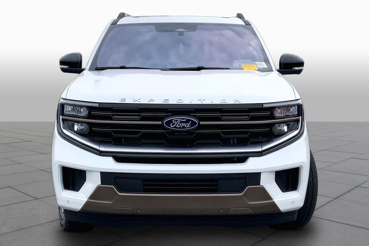Used 2025 Ford Expedition King Ranch AWD/4WD image 4
