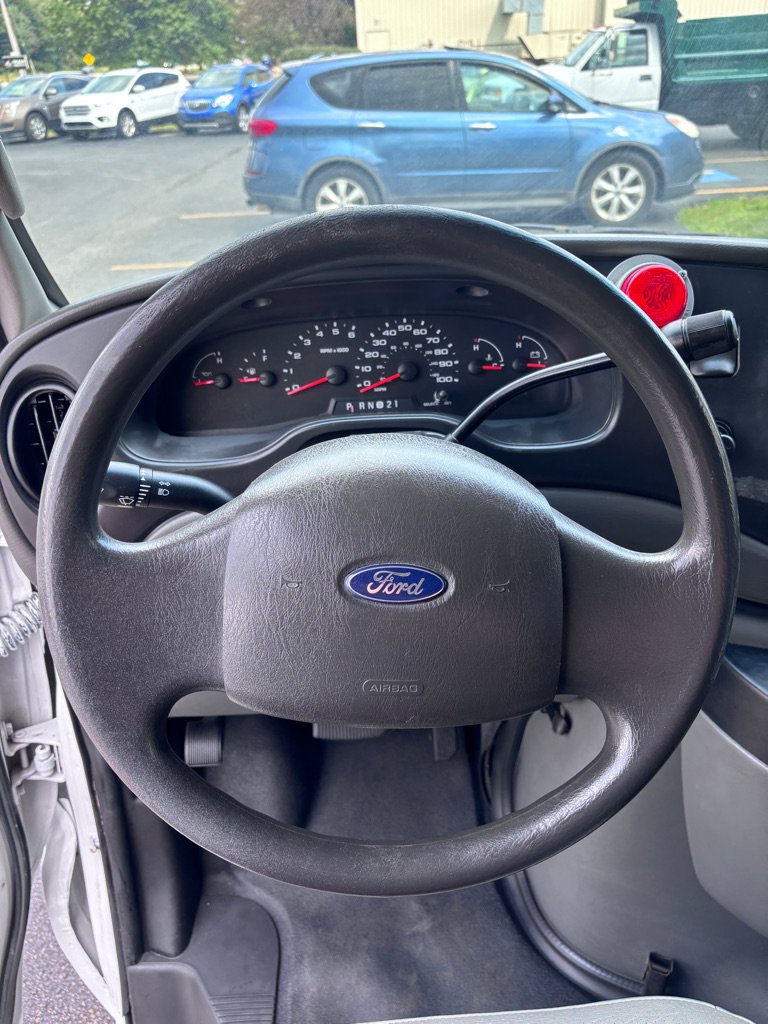 Used 2007 Ford E-250 and Econoline 250 RWD image 17