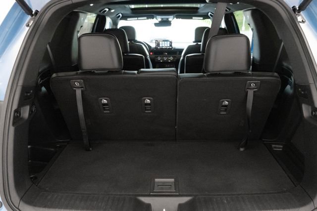 Used 2025 Honda Pilot TrailSport image 13