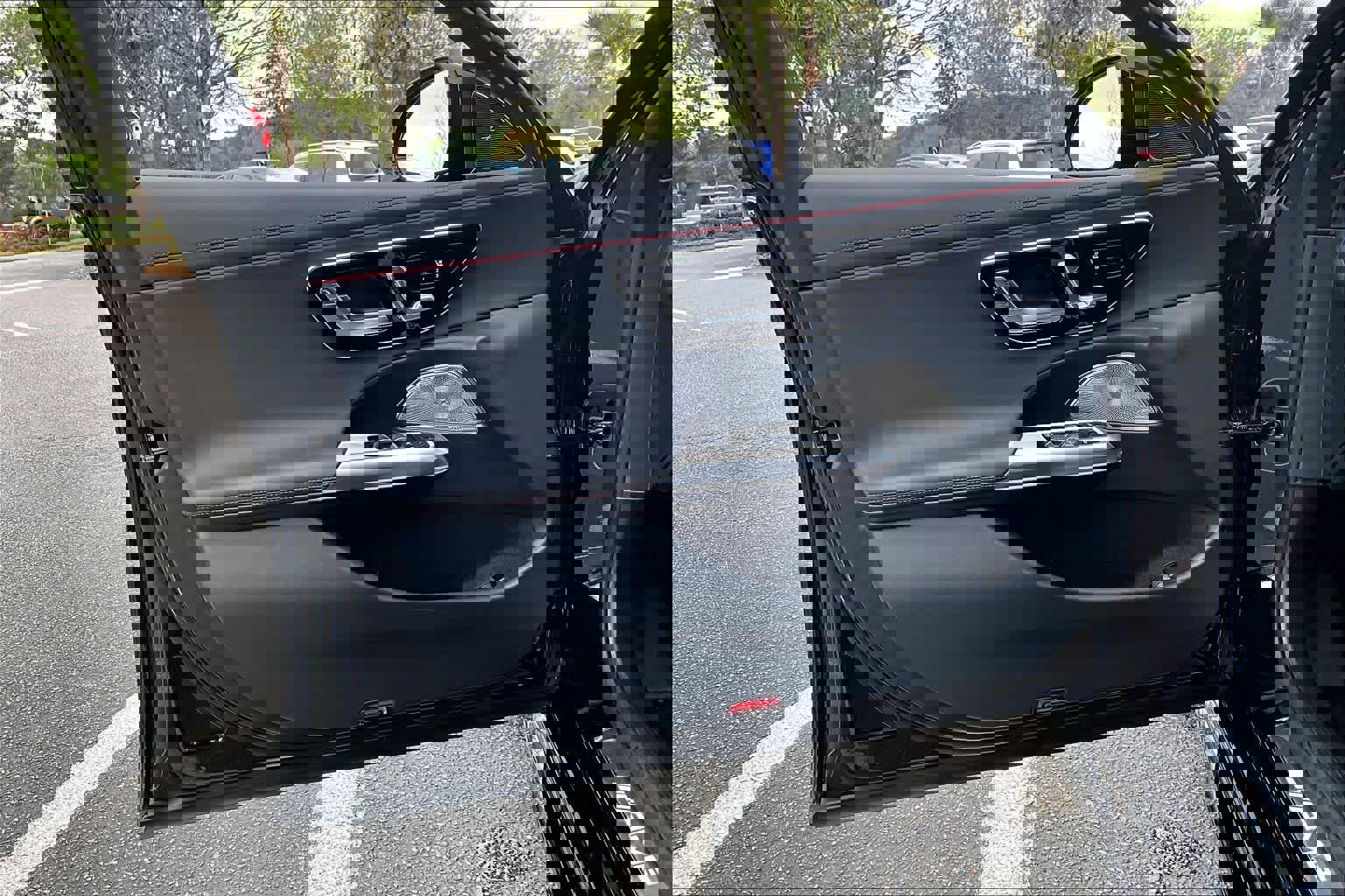 Certified 2025 Mercedes-Benz E 53 AMG e 4MATIC Sedan image 22