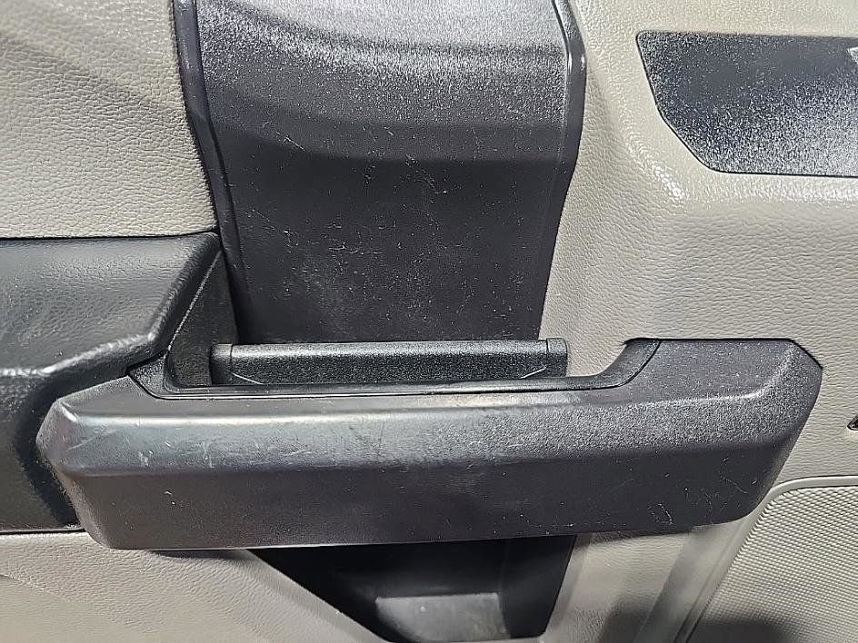 Used 2016 Ford F150 XL w/ Equipment Group 101A Mid image 12