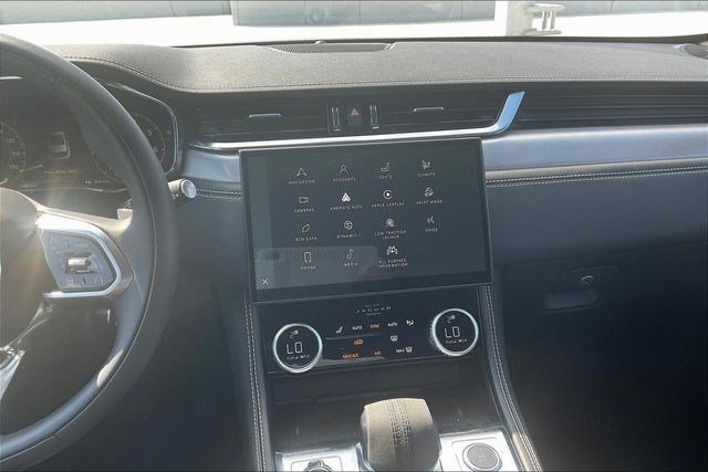 New 2024 Jaguar F-PACE R-Dynamic S image 6
