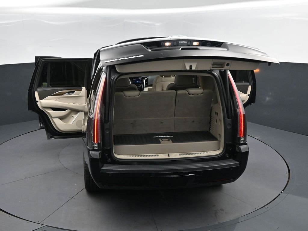 Used 2019 Cadillac Escalade Premium Luxury AWD/4WD image 49