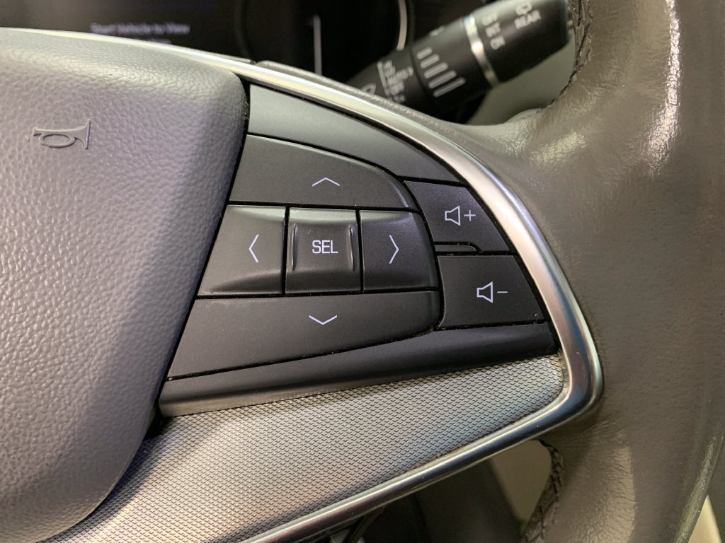 Used 2020 Cadillac XT5 Premium Luxury AWD/4WD image 25