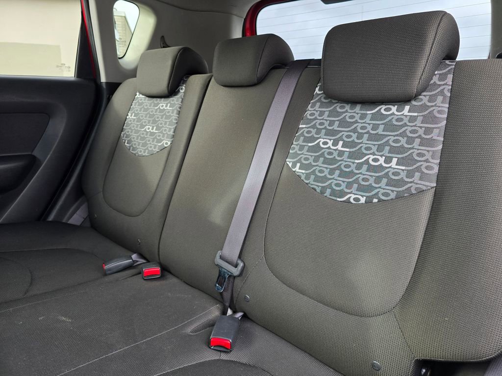 Used 2010 Kia Soul + w/ Audio Pkg image 20