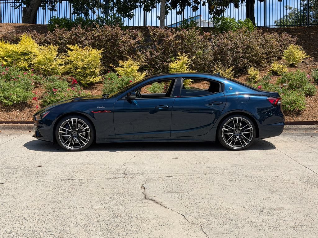 Used 2021 Maserati Ghibli Trofeo RWD image 6