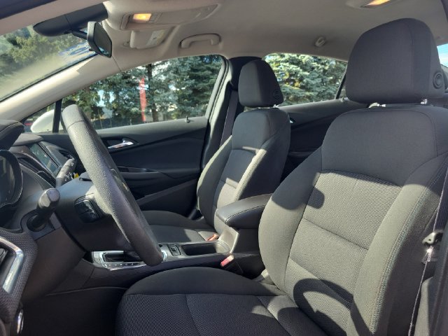 Used 2016 Chevrolet Cruze LT w/ Convenience Package FWD image 5