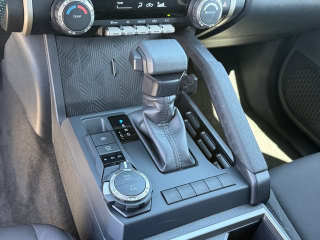 Used 2026 Toyota Tacoma SR5 AWD/4WD image 18