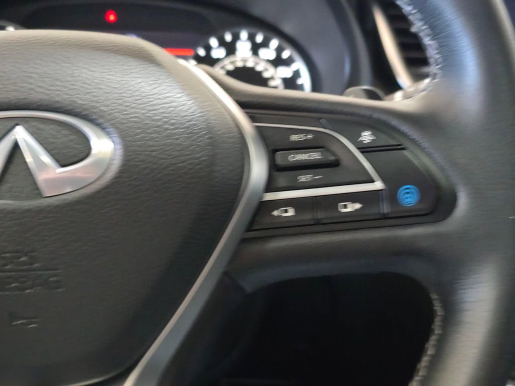 Certified 2025 INFINITI QX55 Luxe w/ Cargo Package image 17