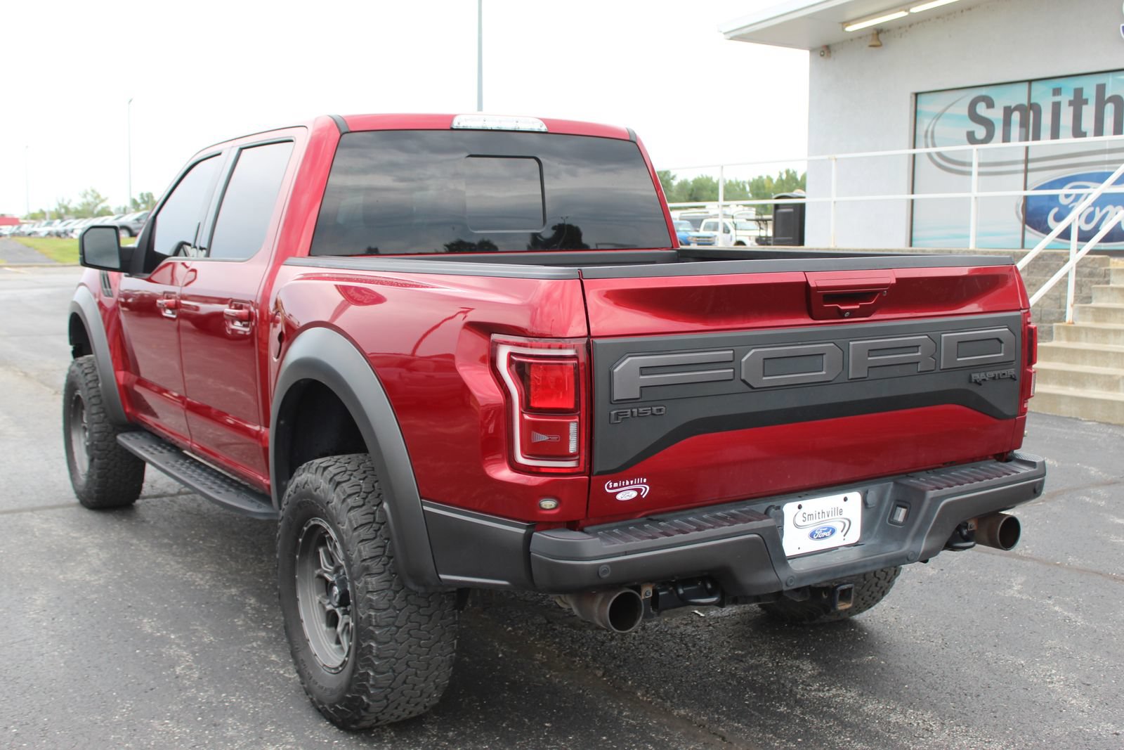 Used 2019 Ford F150 Raptor w/ Equipment Group 802A Luxury AWD/4WD image 3