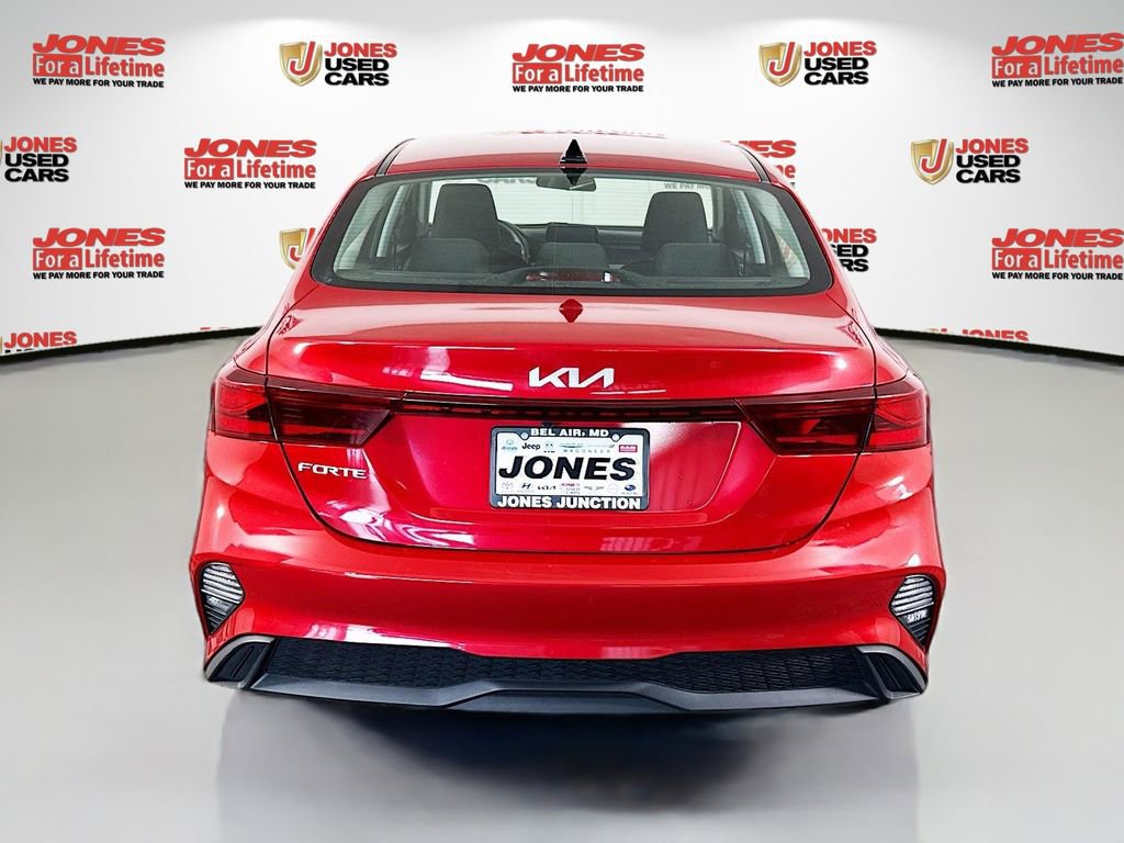 Used 2022 Kia Forte LXS FWD image 13