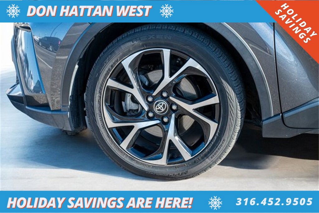 Used 2021 Toyota C-HR XLE image 35