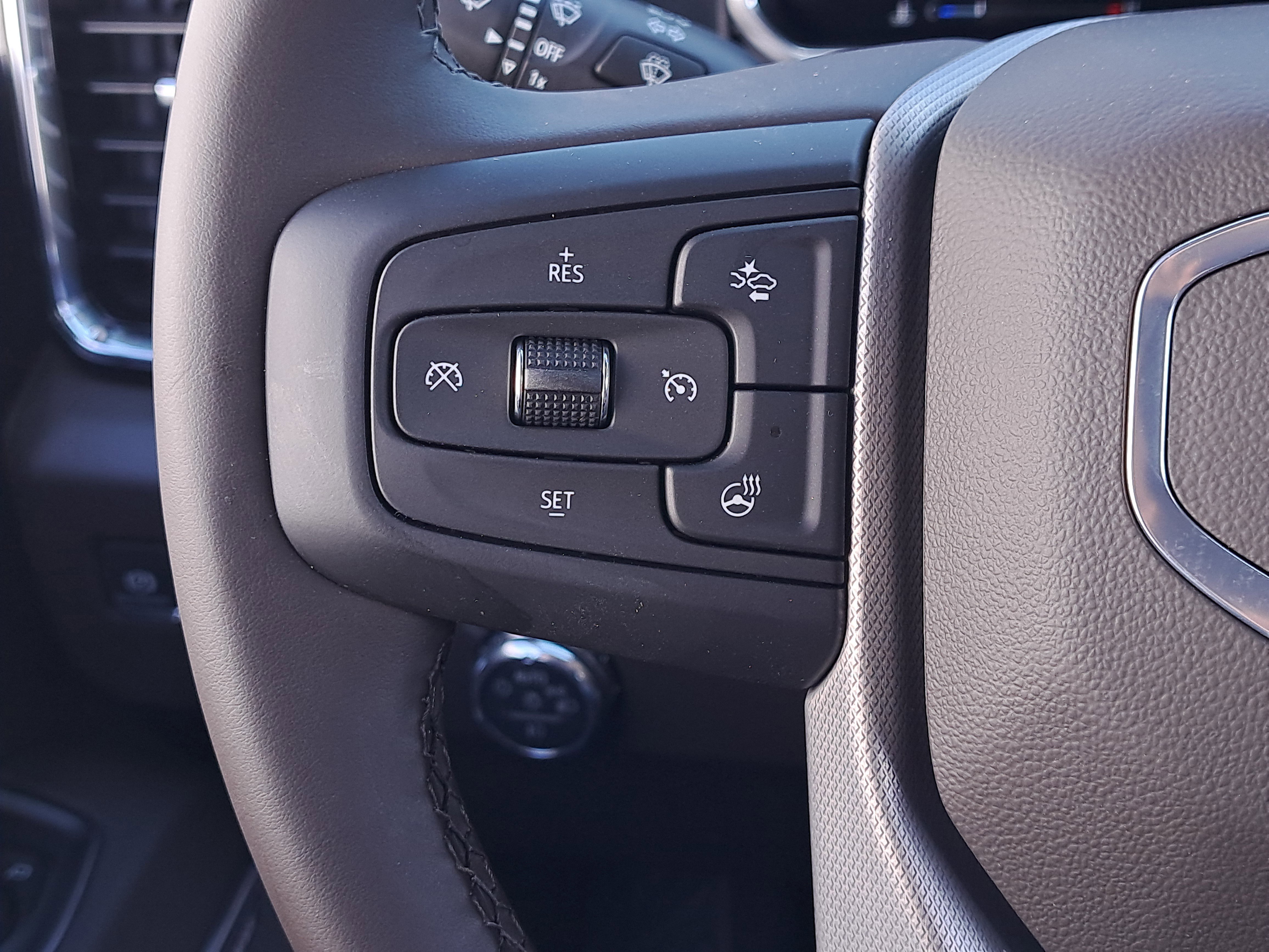 New 2026 GMC Sierra 2500 Denali w/ Denali Reserve Package image 25