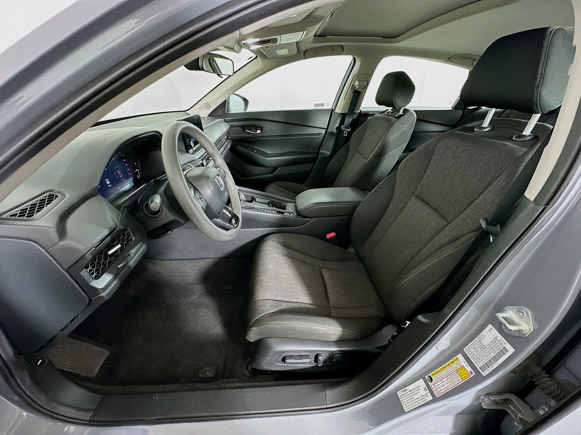 Used 2025 Honda Accord SE image 13