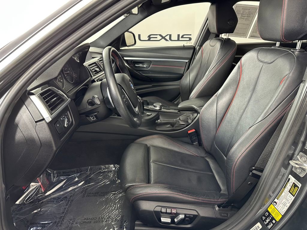 Used 2017 BMW 330i xDrive Sedan image 15