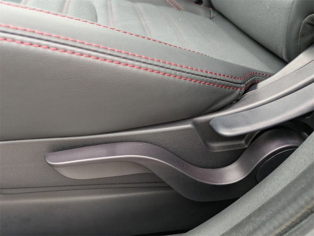 New 2025 Mitsubishi Outlander Sport SE image 13