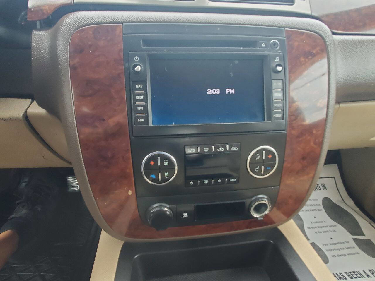 Used 2009 Chevrolet Silverado 2500 LTZ w/ Suspension Package, Off-Road image 18