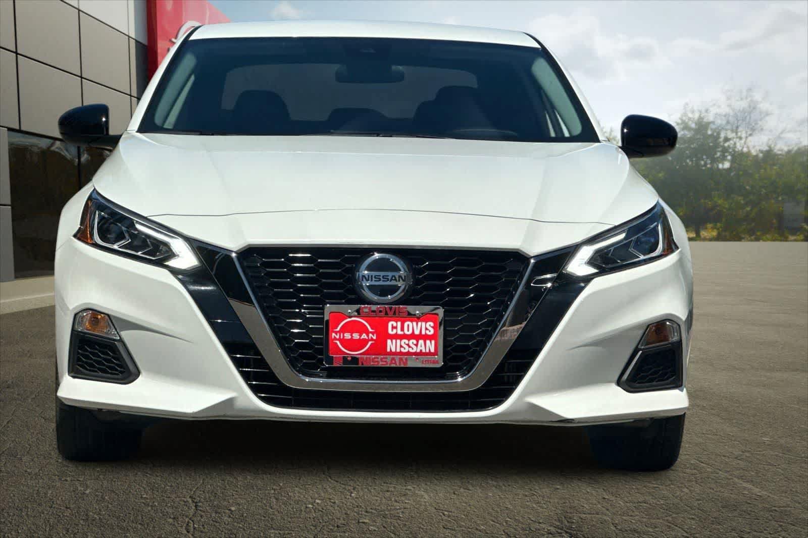 Certified 2022 Nissan Altima 2.5 SR FWD image 11