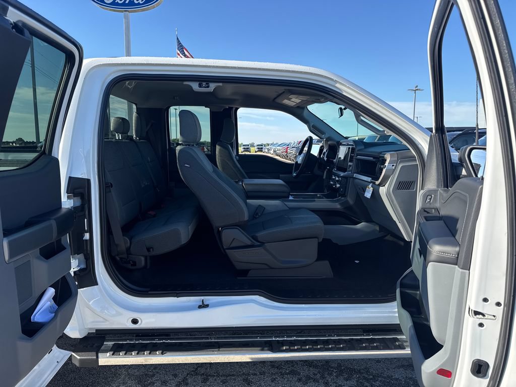 New 2026 Ford F150 XLT w/ XLT Chrome Appearance Package RWD image 12