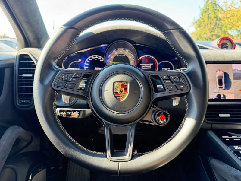 Used 2022 Porsche Cayenne Turbo GT AWD/4WD image 22