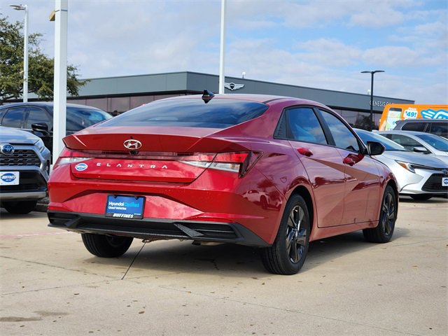 Certified 2023 Hyundai Elantra SEL image 3