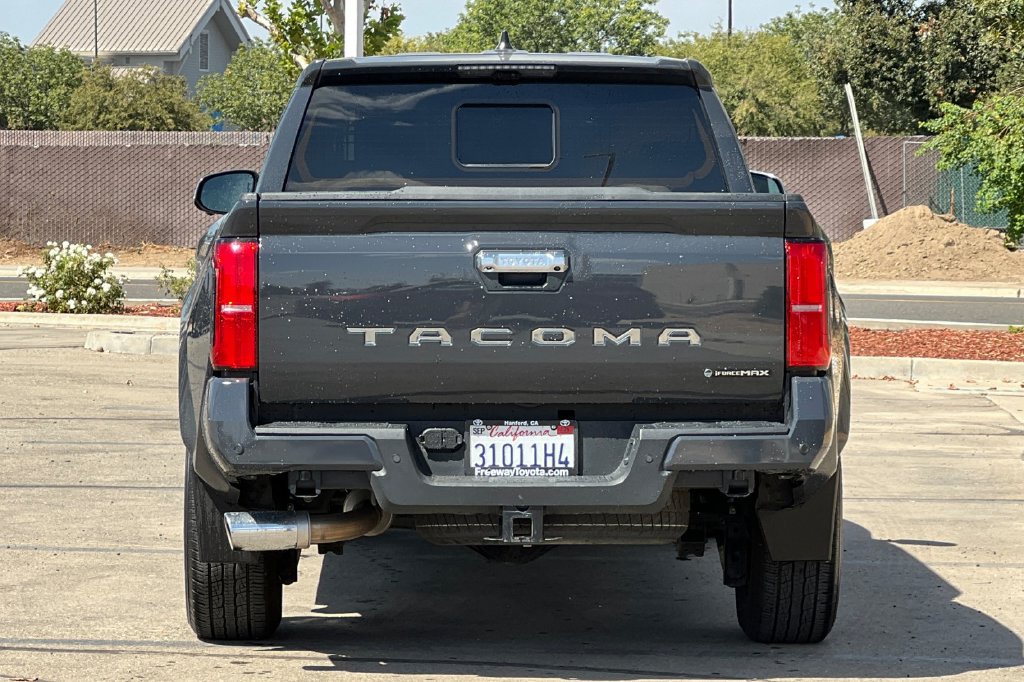 Certified 2025 Toyota Tacoma Limited AWD/4WD image 6
