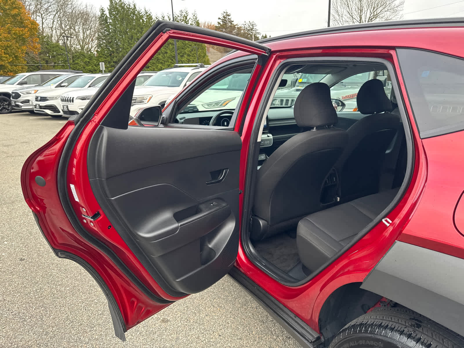 Used 2024 Hyundai Kona SEL w/ Convenience Package image 31