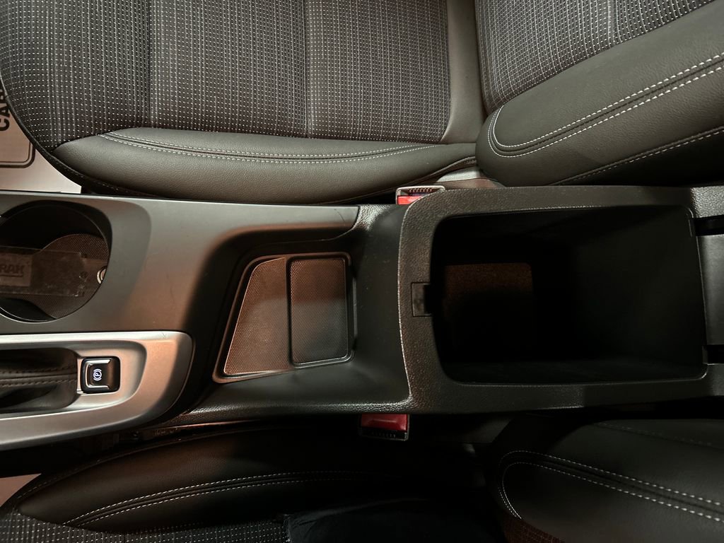 Used 2024 Buick Envista Preferred w/ Convenience II Package image 21