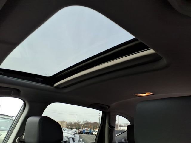 Used 2022 Honda CR-V Touring image 26