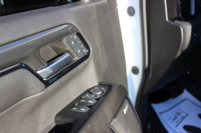 Used 2024 GMC Sierra 3500 AT4 w/ AT4 Premium Plus Package image 7
