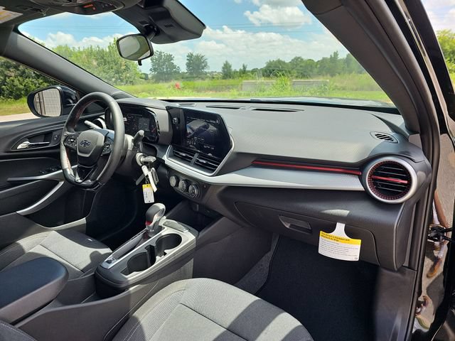 New 2026 Chevrolet Trax RS w/ Driver Confidence Package FWD image 28