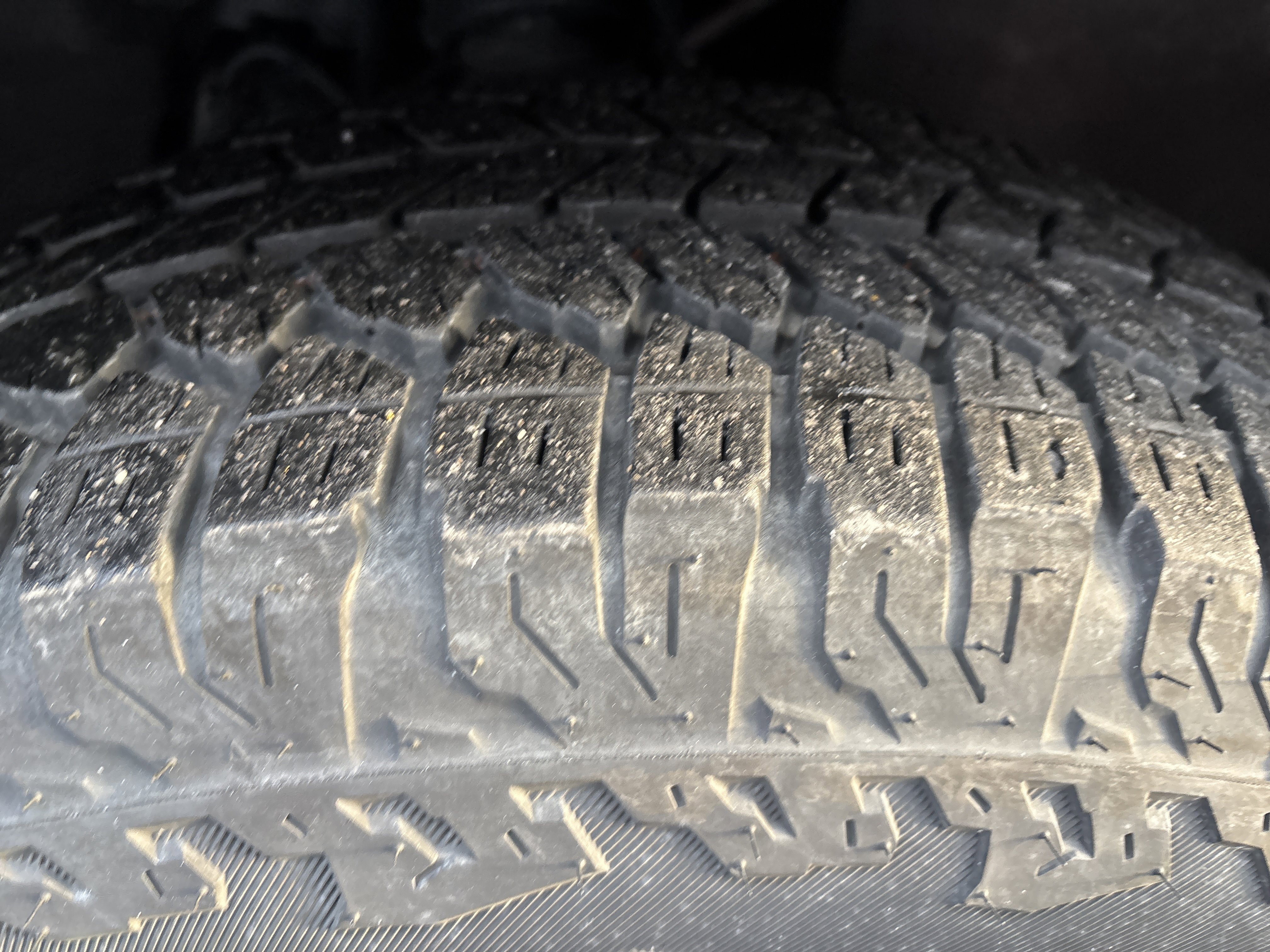 Used 2024 GMC Canyon AT4 image 11