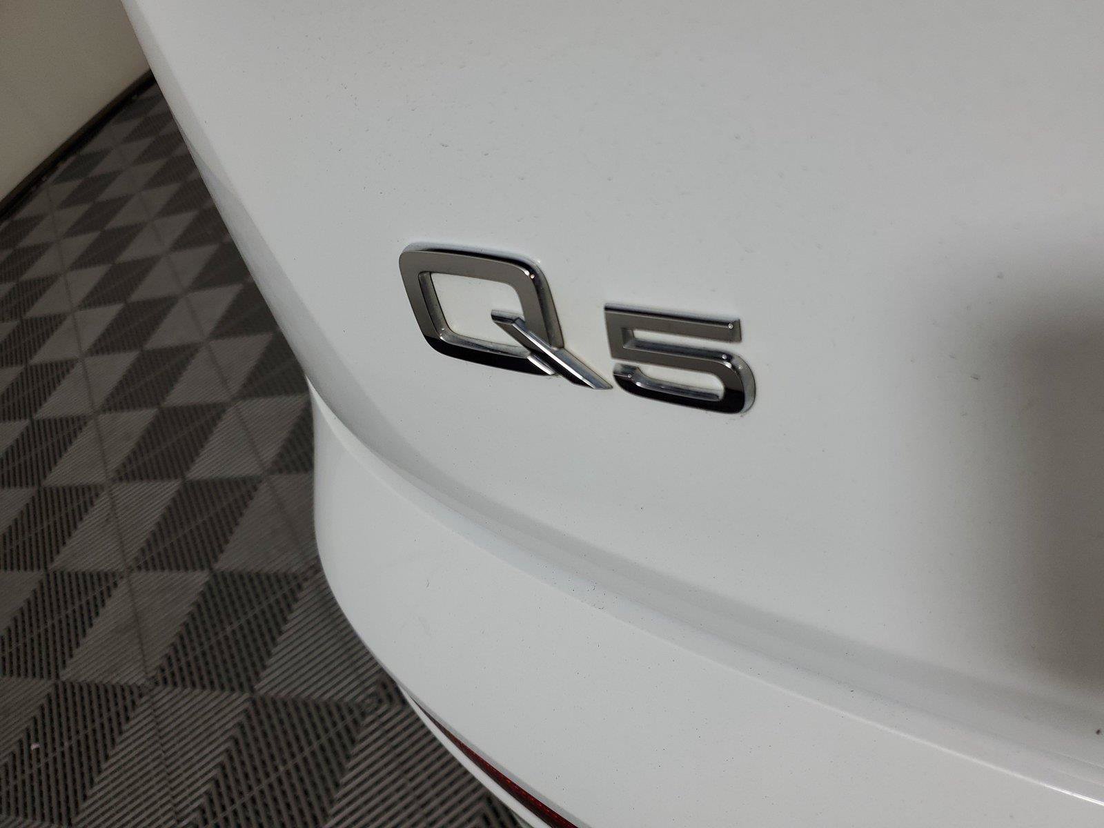 Used 2023 Audi Q5 e Prestige AWD/4WD image 7