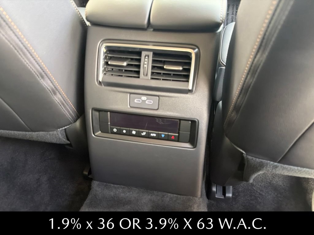 Certified 2025 MAZDA CX-90 Plug-In Hybrid w/ Preferred AWD/4WD image 17