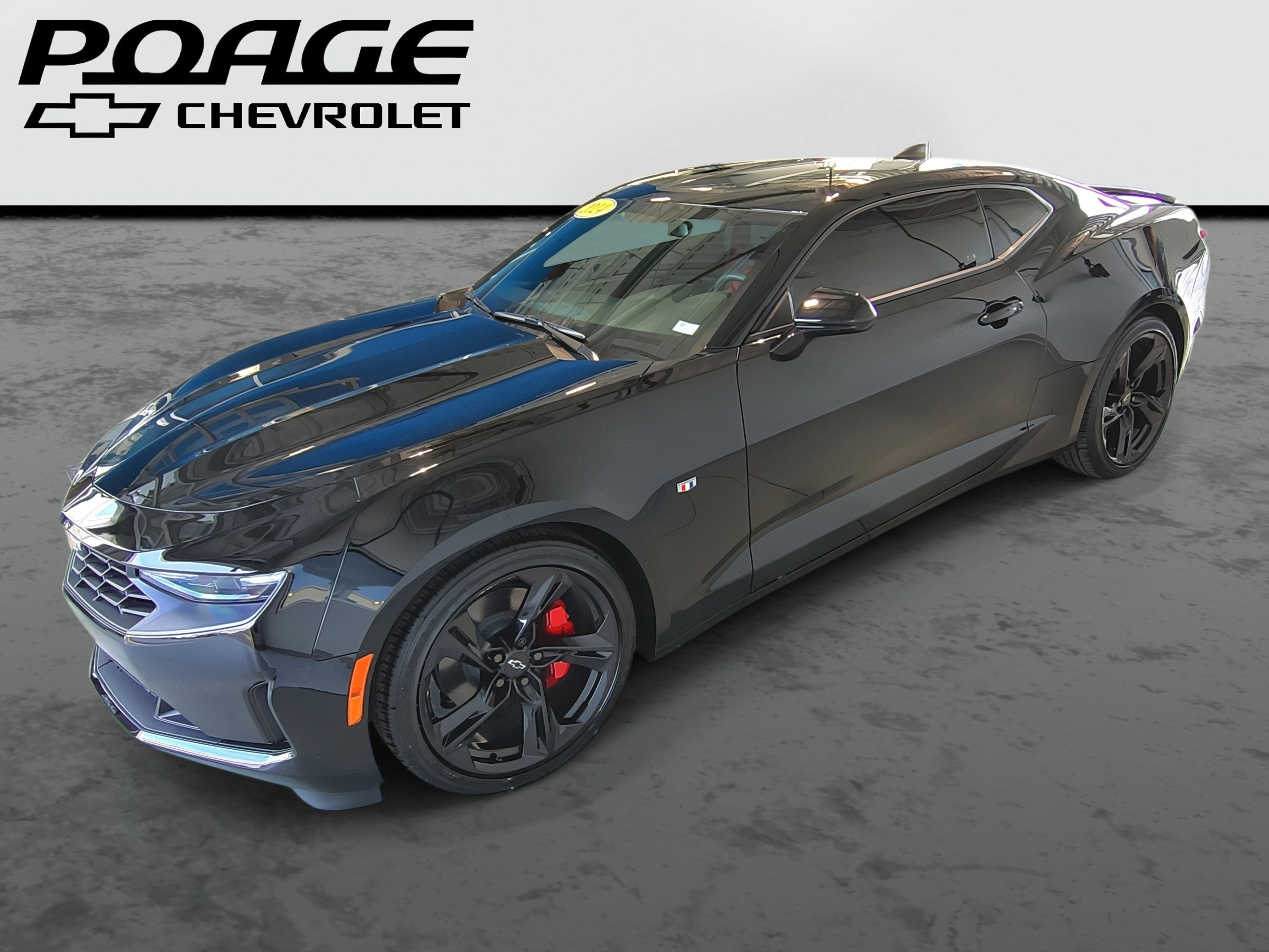 Used 2024 Chevrolet Camaro LT w/ Technology Package image 1