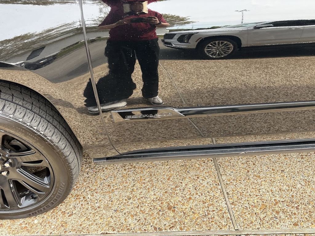 Used 2016 Cadillac Escalade ESV Premium AWD/4WD image 33