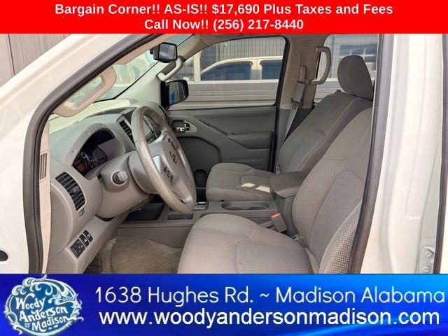 Used 2016 Nissan Frontier SV AWD/4WD image 9